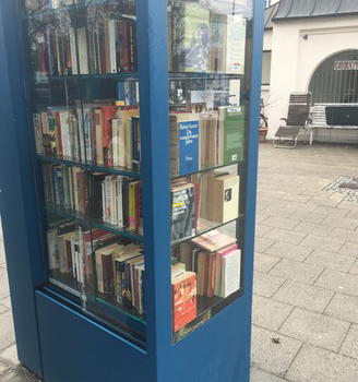Bücherschrank München-Neuhausen Bücherschrank München-Neuhausen